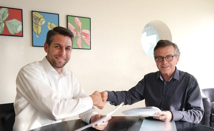 Stefan Eisemann, Gesch&auml;ftsf&uuml;hrer der di-soric GmbH & Co. KG und Rolf Kuratle, bisheriger Inhaber und weiterhin Gesch&auml;ftsf&uuml;hrer der SNT AG